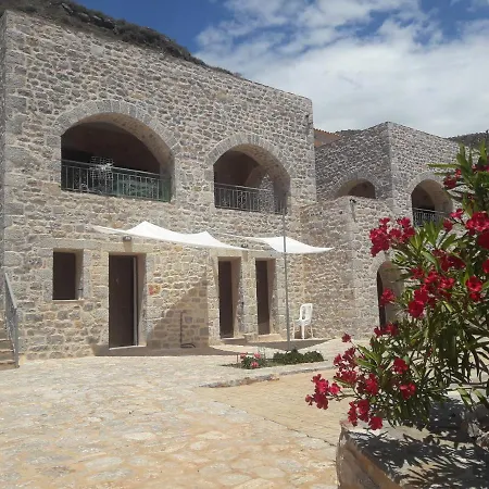 Aedon & Itylos Seaside Karavostasi Apartment *