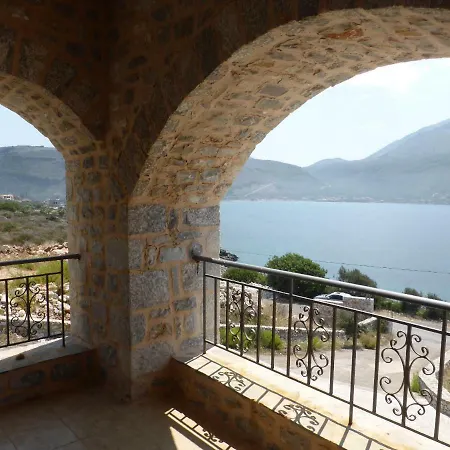 Apartment Aedon & Itylos Seaside Karavostasi Oitilon